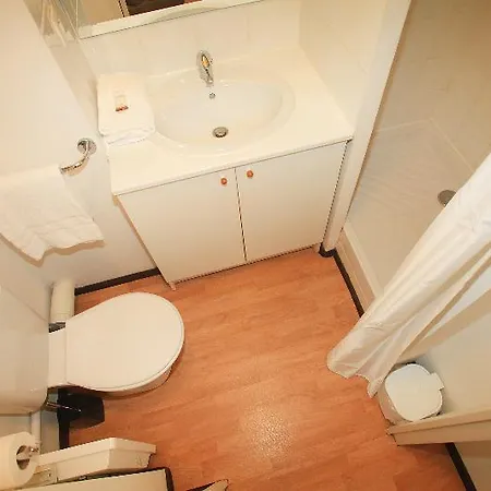 Comfort Aix Отель 3*